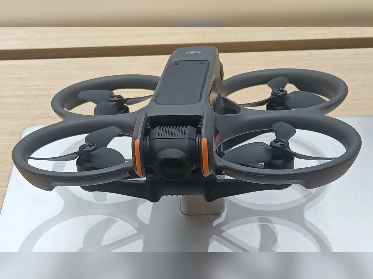 DJI Avata 2 — dron FPV będący trzonem zestawu z goglami